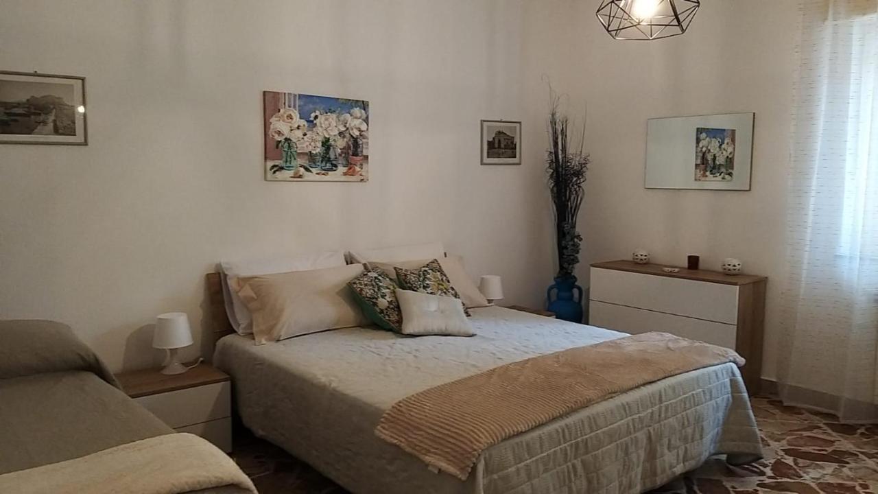Casa Vacanza La Sicula Palermo Exteriör bild